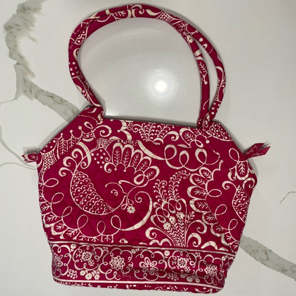 Vera Bradley | Twirly Birds Tote Large 16”x12” Full Top Zipper Closure - Picture 2 of 13